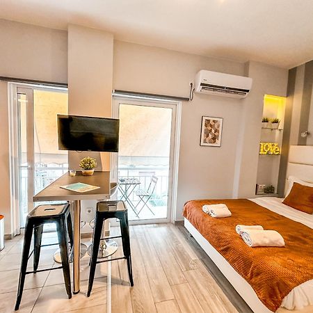 Walk To Markets From A Cozy Studio By Cielo Homes Aten Exteriör bild