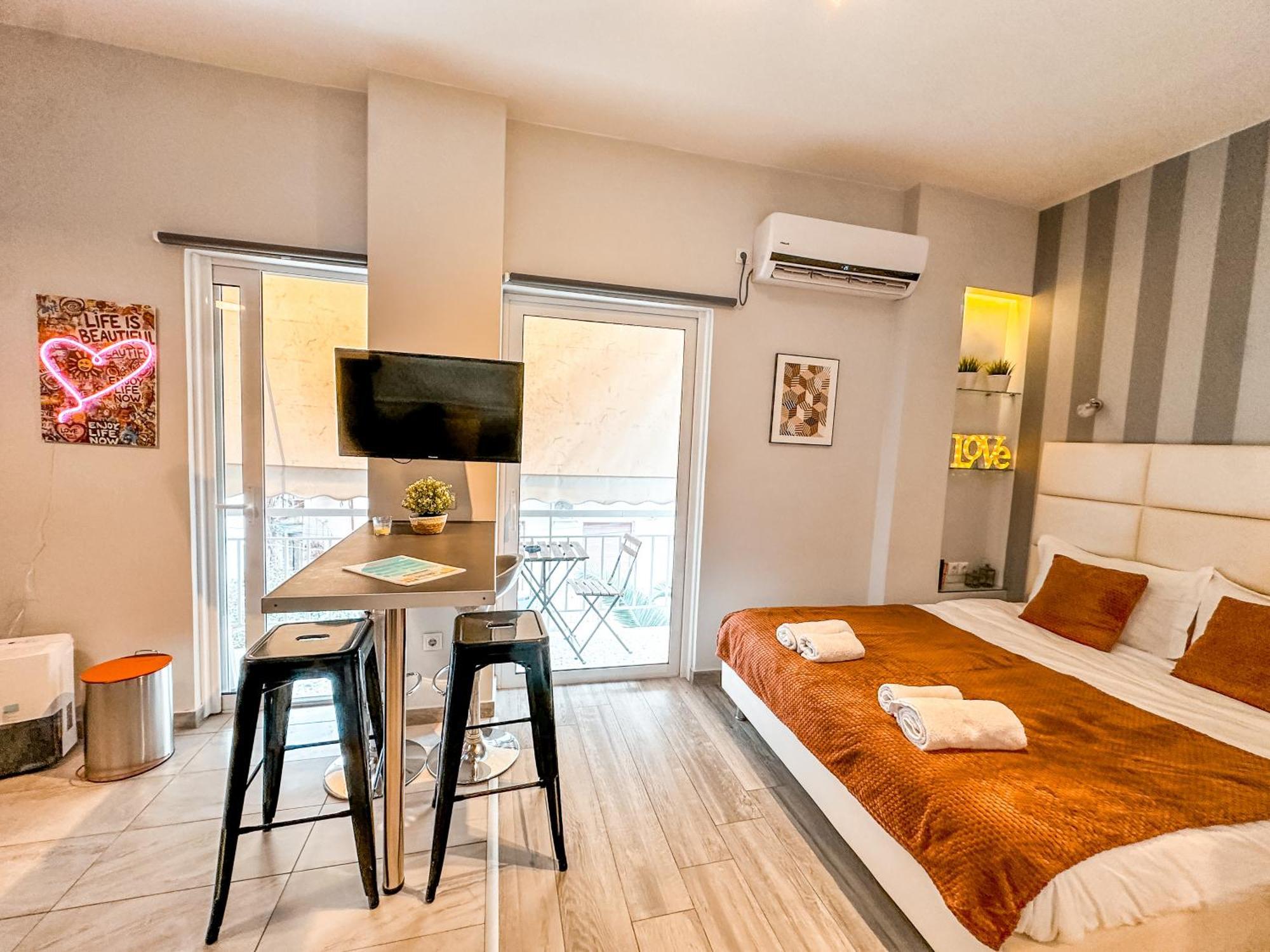 Walk To Markets From A Cozy Studio By Cielo Homes Aten Exteriör bild