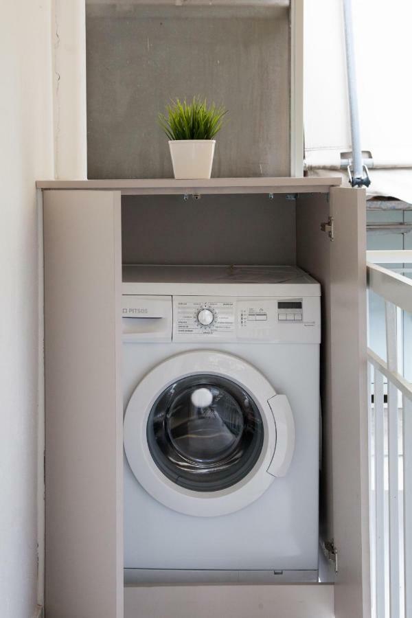 Walk To Markets From A Cozy Studio By Cielo Homes Aten Exteriör bild
